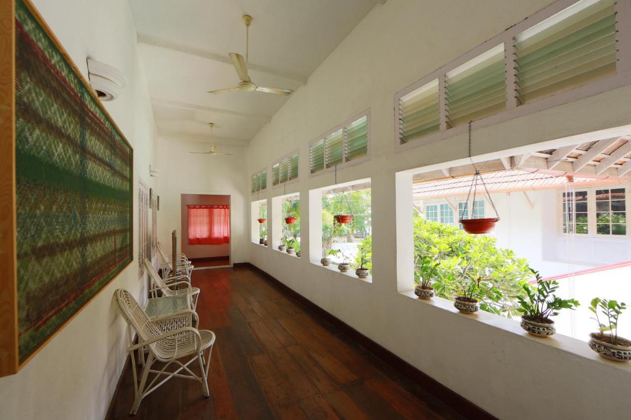 Neemrana'S- Tower House Hotel Kochi Bagian luar foto