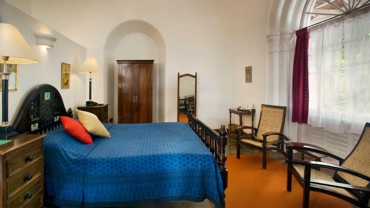 Neemrana'S- Tower House Hotel Kochi Bagian luar foto