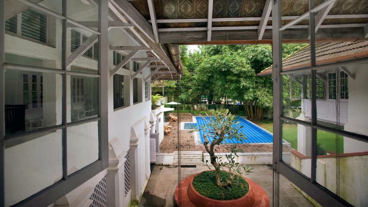 Neemrana'S- Tower House Hotel Kochi Bagian luar foto