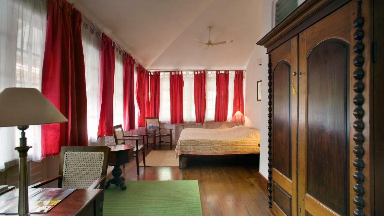 Neemrana'S- Tower House Hotel Kochi Bagian luar foto